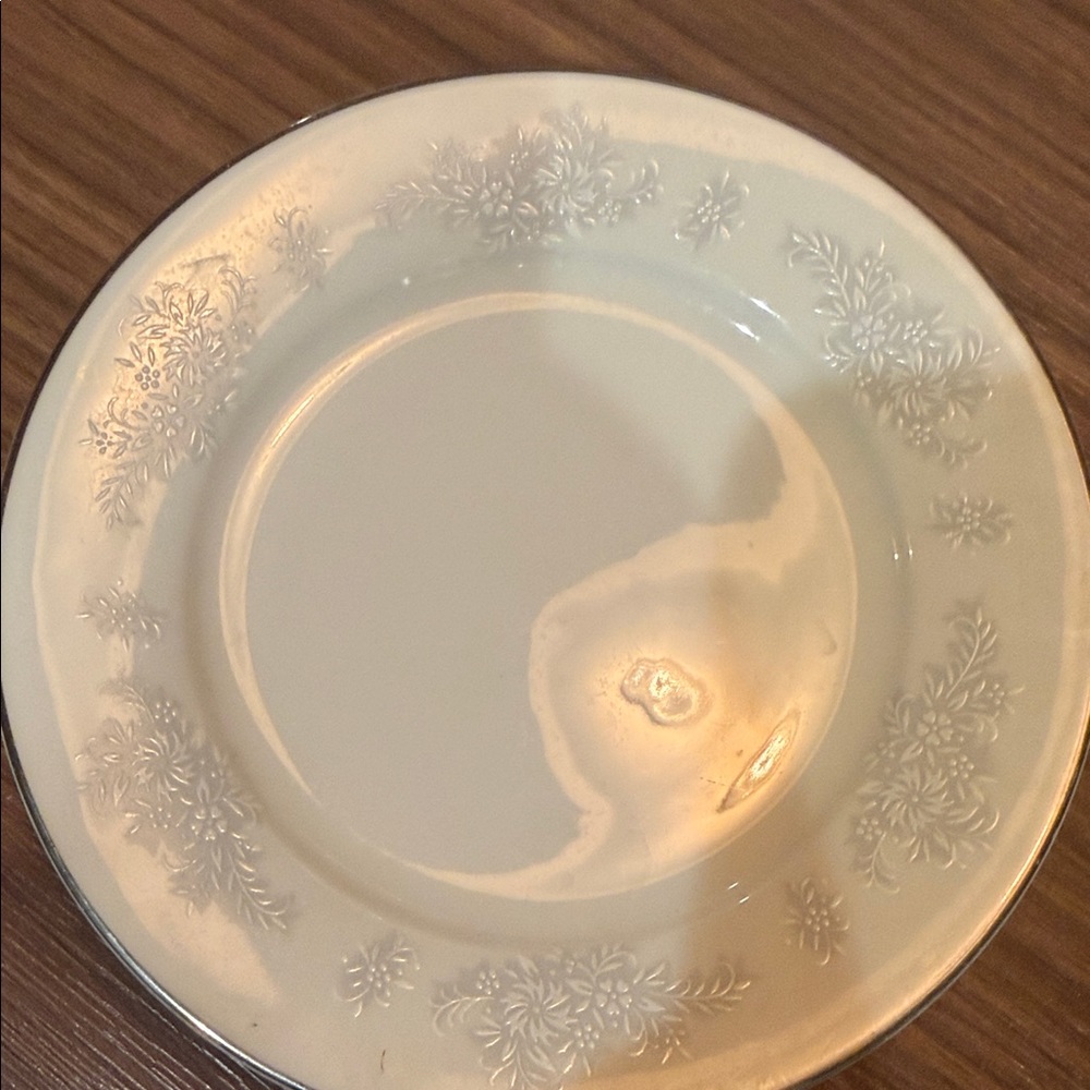 Noritake Cream Floral Dinner Plate